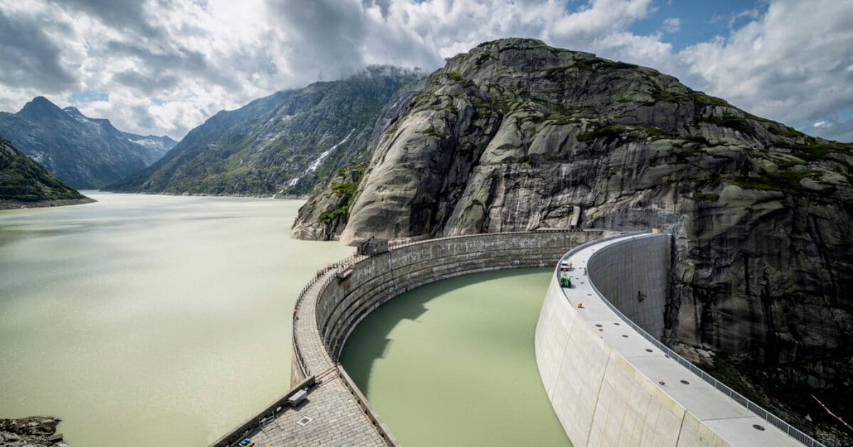 Le barrage et le lac du Grimsel